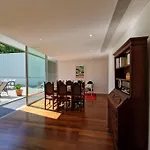 Upscale, Spacious & Peacefull 3-bedroom *