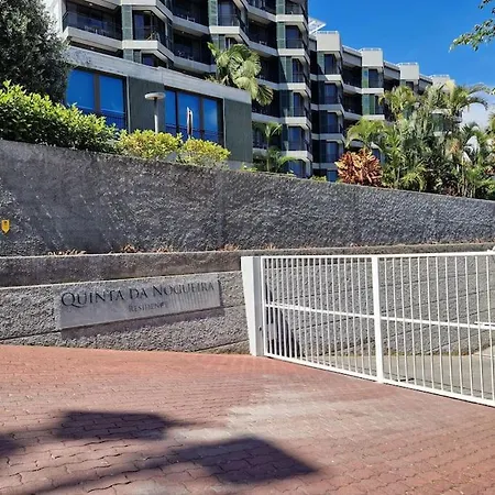 Upscale, Spacious & Peacefull 3-bedroom * Funchal (Madeira)