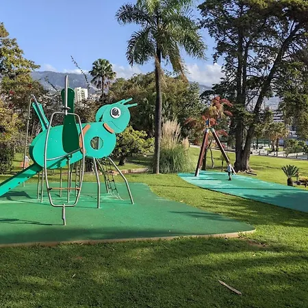 Διαμέρισμα Upscale, Spacious & Peacefull 3-bedroom