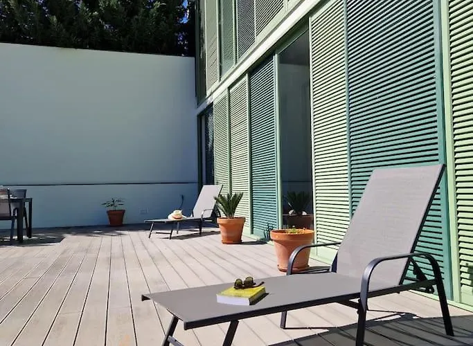 Upscale, Spacious & Peacefull 3-bedroom *