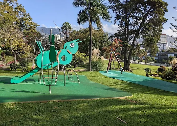 Διαμέρισμα Upscale, Spacious & Peacefull 3-bedroom