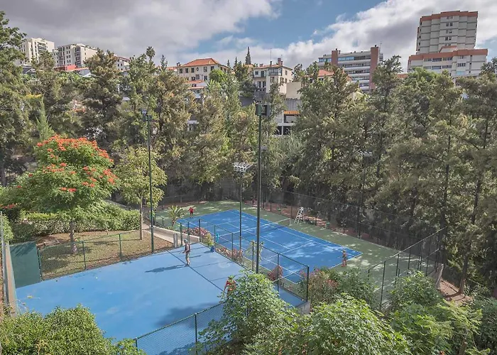 Upscale, Spacious & Peacefull 3-bedroom