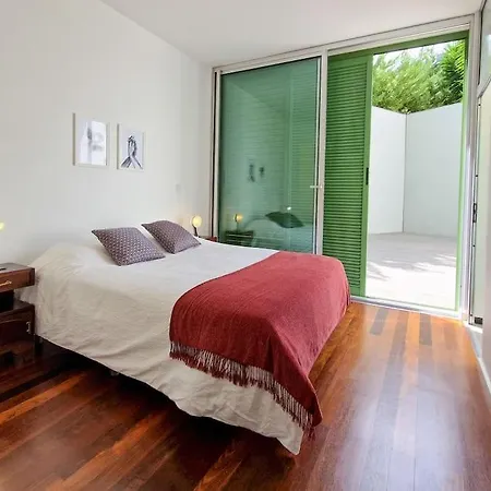アパート Upscale, Spacious & Peacefull 3-bedroom フンシャル