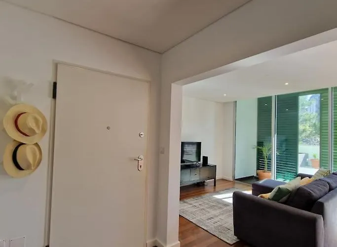 דירה Upscale, Spacious & Peacefull 3-bedroom פונשל