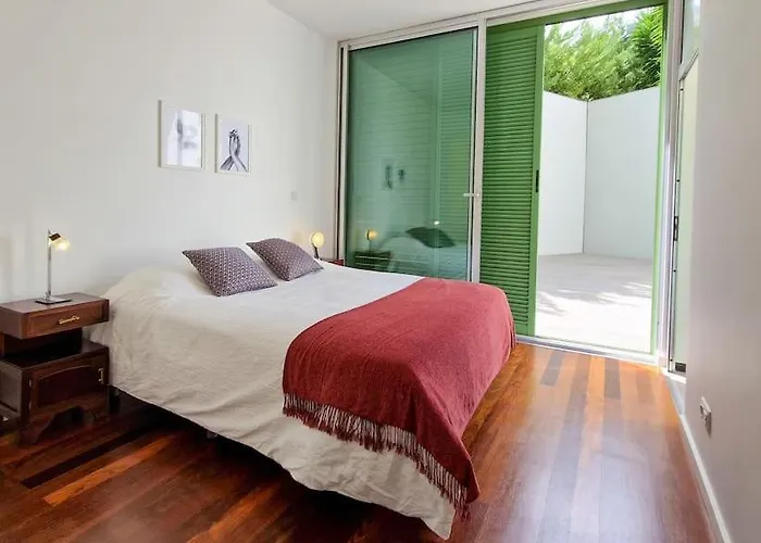 Daire Upscale, Spacious & Peacefull 3-bedroom Funchal