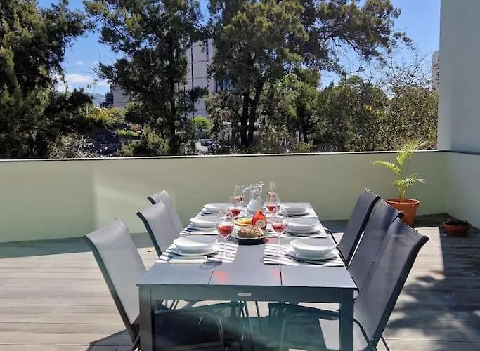 Upscale, Spacious & Peacefull 3-bedroom * פונשל