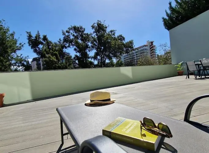 Upscale, Spacious & Peacefull 3-bedroom דירה *