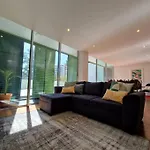 아파트 Upscale, Spacious & Peacefull 3-bedroom