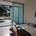 Upscale, Spacious & Peacefull 3-bedroom 아파트 *